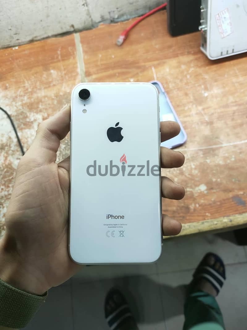 Apple - iPhone XR 2