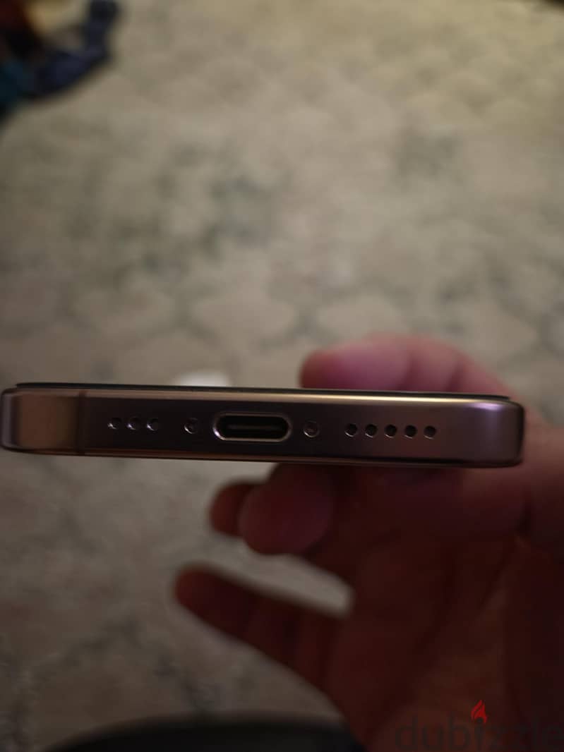 Apple - iPhone 16 Pro 1