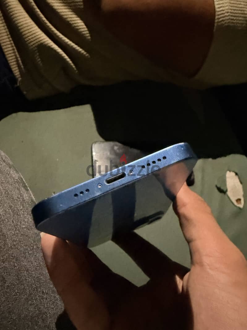 Apple - iPhone 13 5