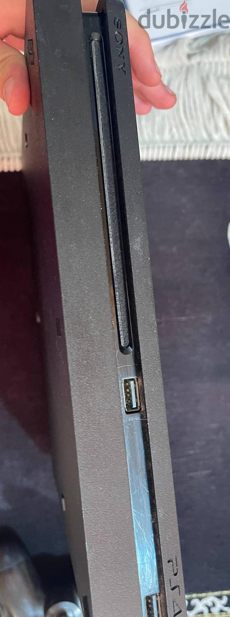 ps4 slim 1