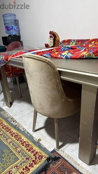 سفره و٦ كراسي