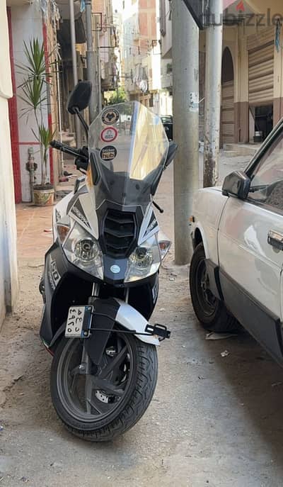 اسكوتر كافنيرو بحالة الزيرو