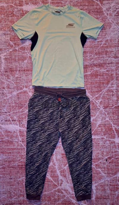 sketchers sports T'shirt large -with- splash olive green jaguar pants