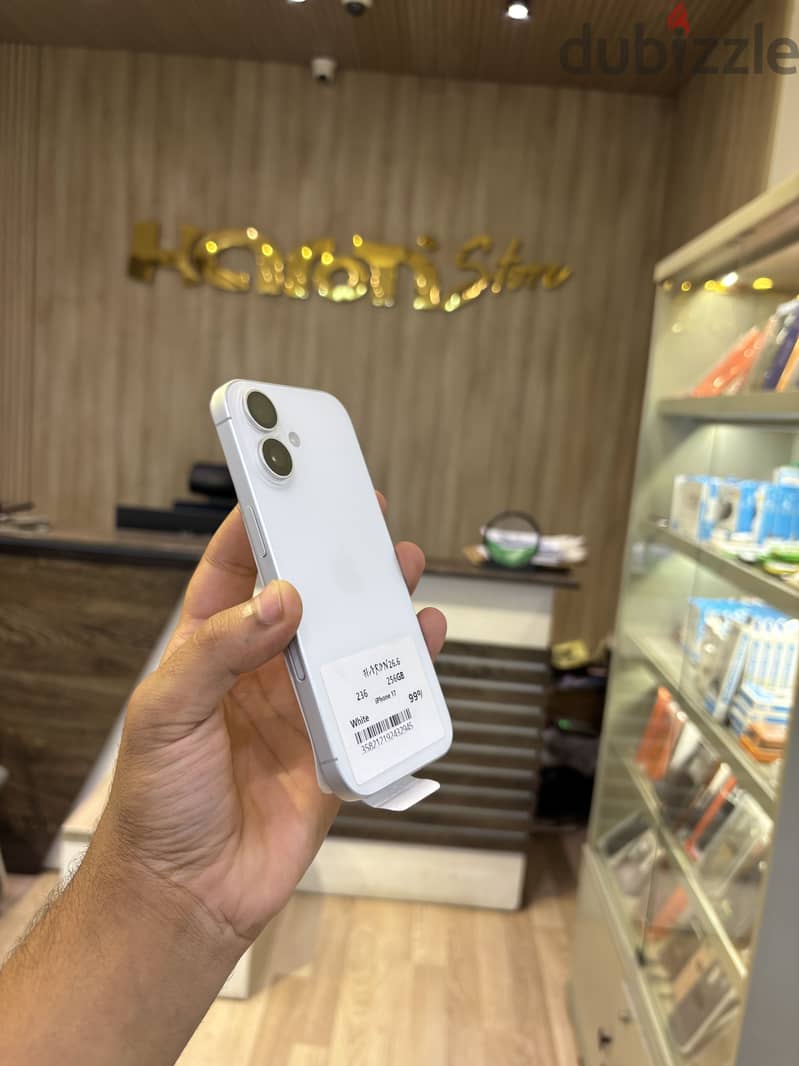 Apple - iPhone 17 2