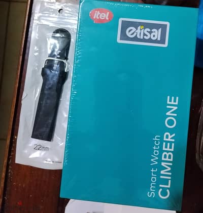 ساعه سمارت ايتل Climber one جديدة ومعاها استراب هديه
