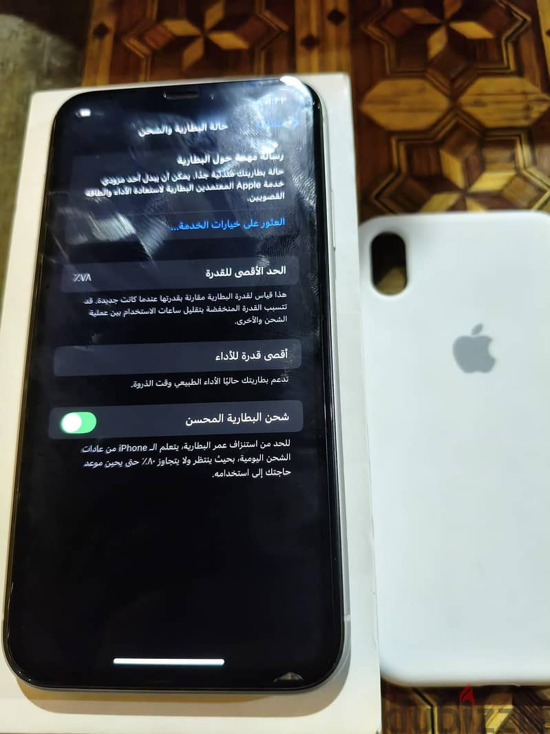 Apple - iPhone XR 3