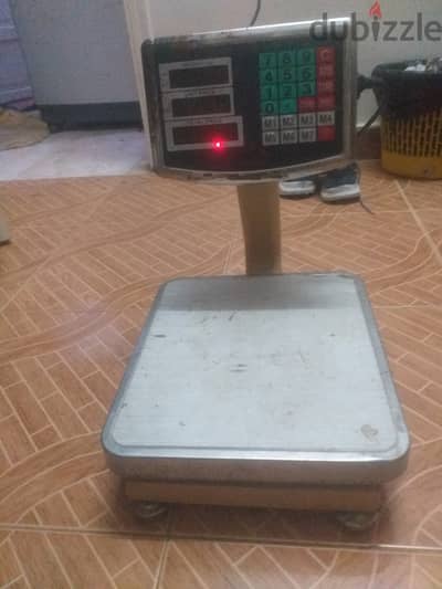 ميزان ليدرز ديجيتال ٦٠ كجم للبيع