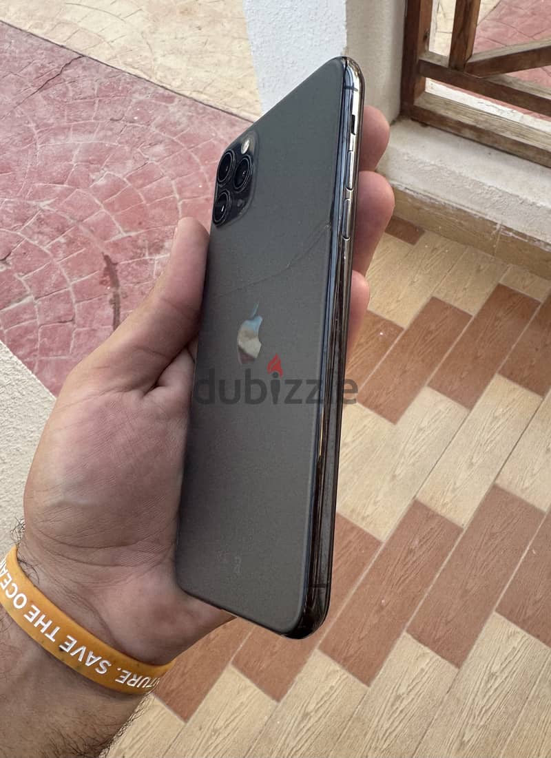 Apple - iPhone 11 Pro Max 1