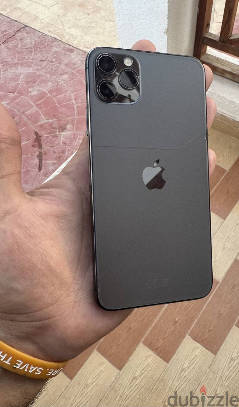 Apple - iPhone 11 Pro Max 3