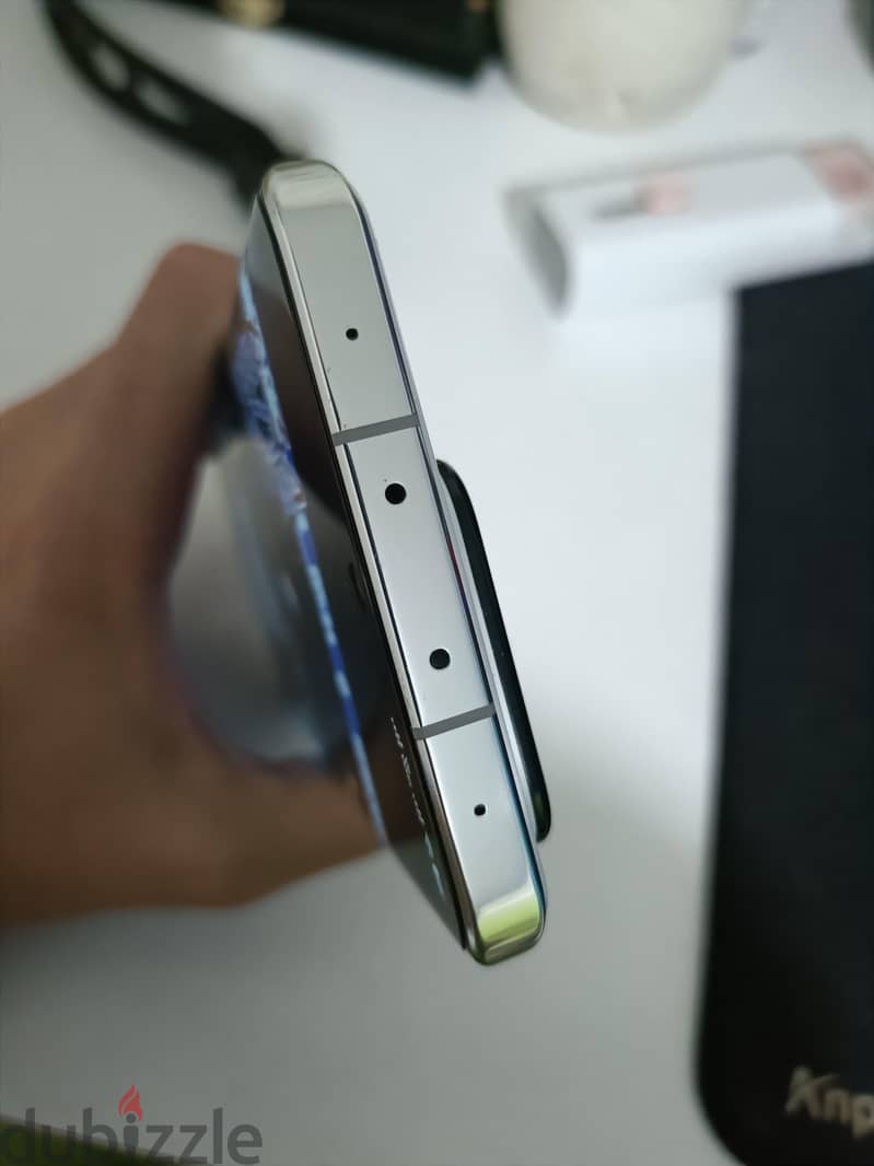 Xiaomi 13 Pro with Hammer screen 3
