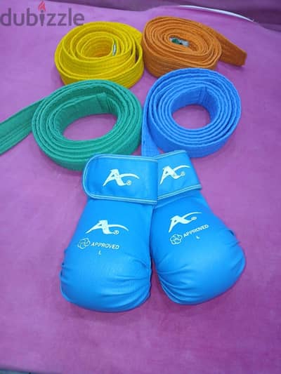 جوانتي كاراتيه أراوازا أصلية Arawaza WKF مقاس L + طقم أحزمة