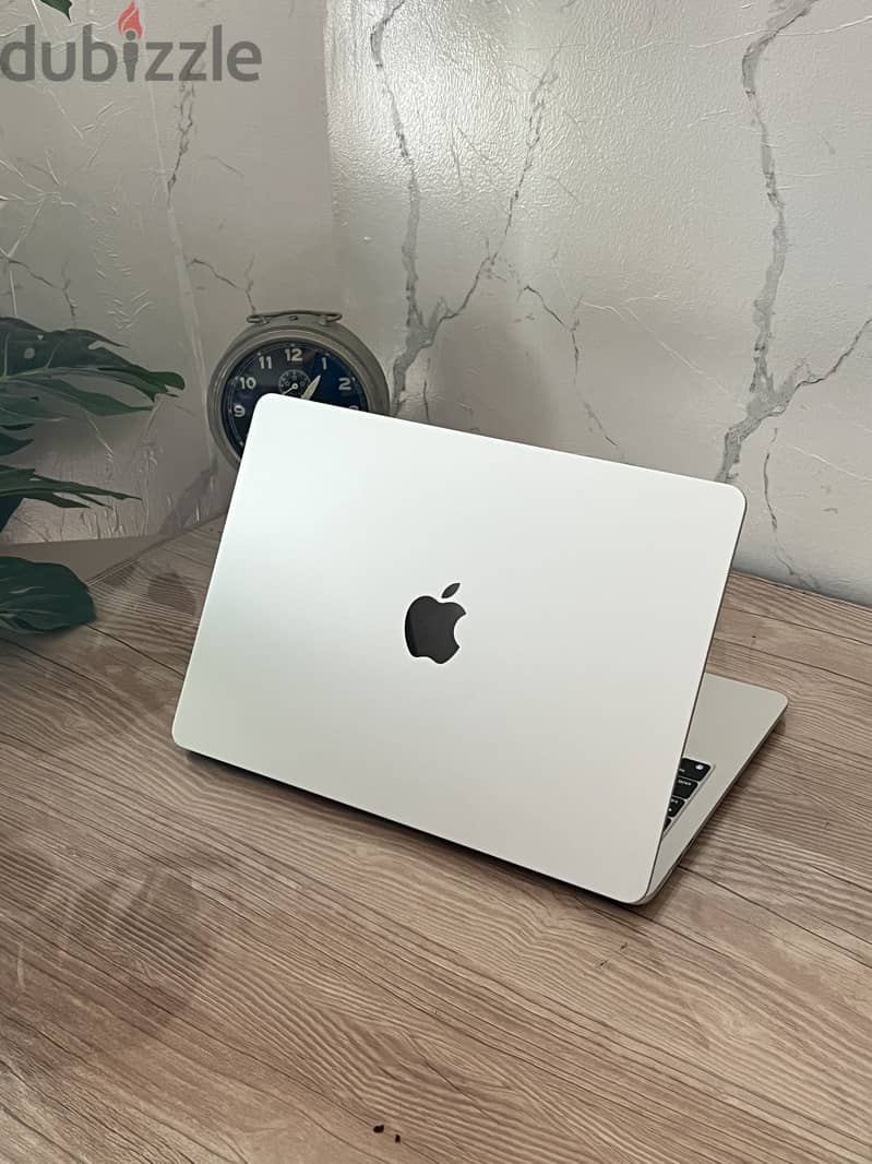 Macbook air m2 16/512 1