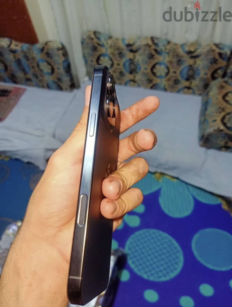 Apple - iPhone 16 Pro Max 2