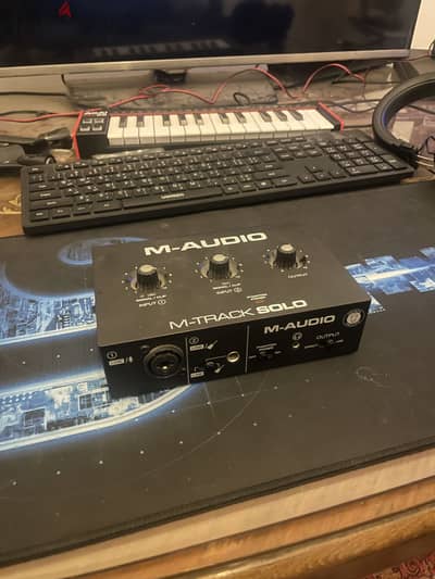 Behringer C1 + M Audio Solo