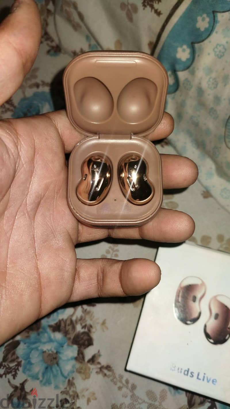 Galaxy buds live 1