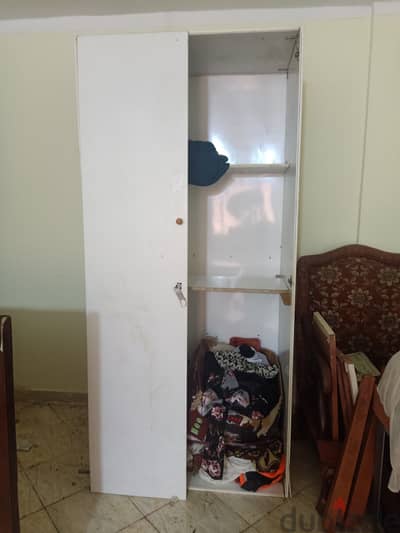 بأقل من نص السعر
