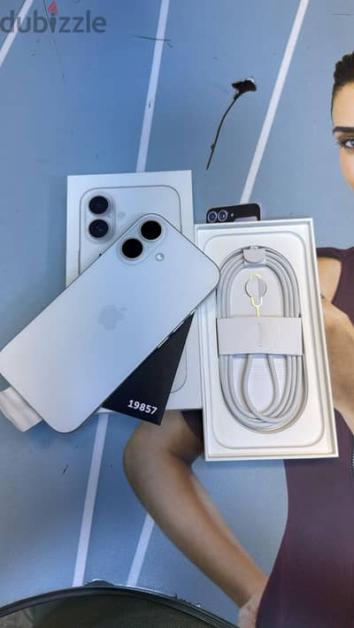 Apple - iPhone 16