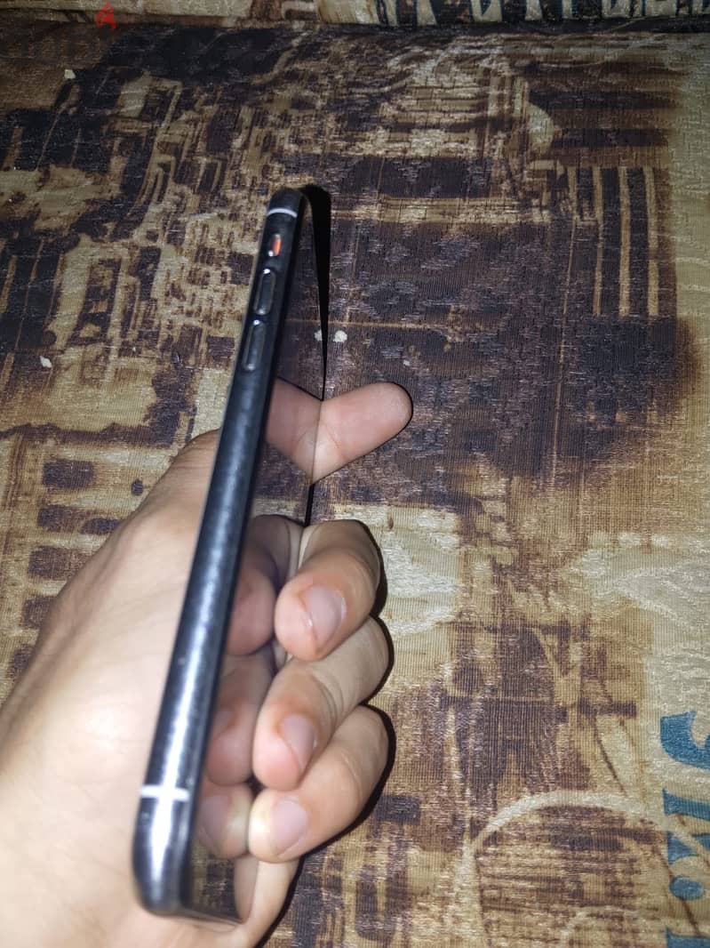 Apple - iPhone 11 Pro 2