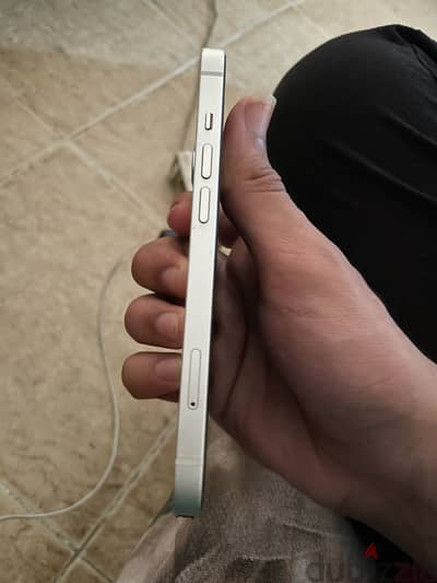 Apple - iPhone 13