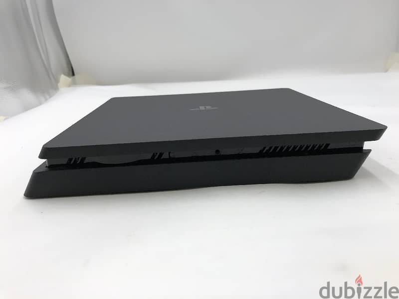 ps4 slim 4