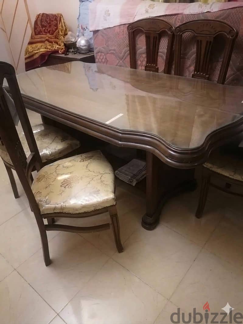 للبيع 4