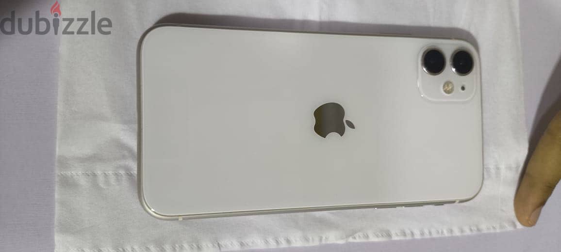 Apple - iPhone 11 4