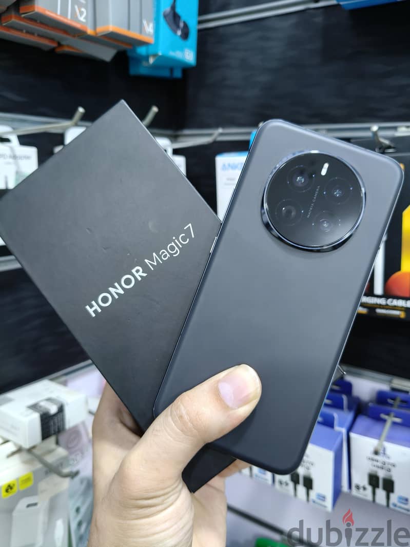 Honor Magic7 1