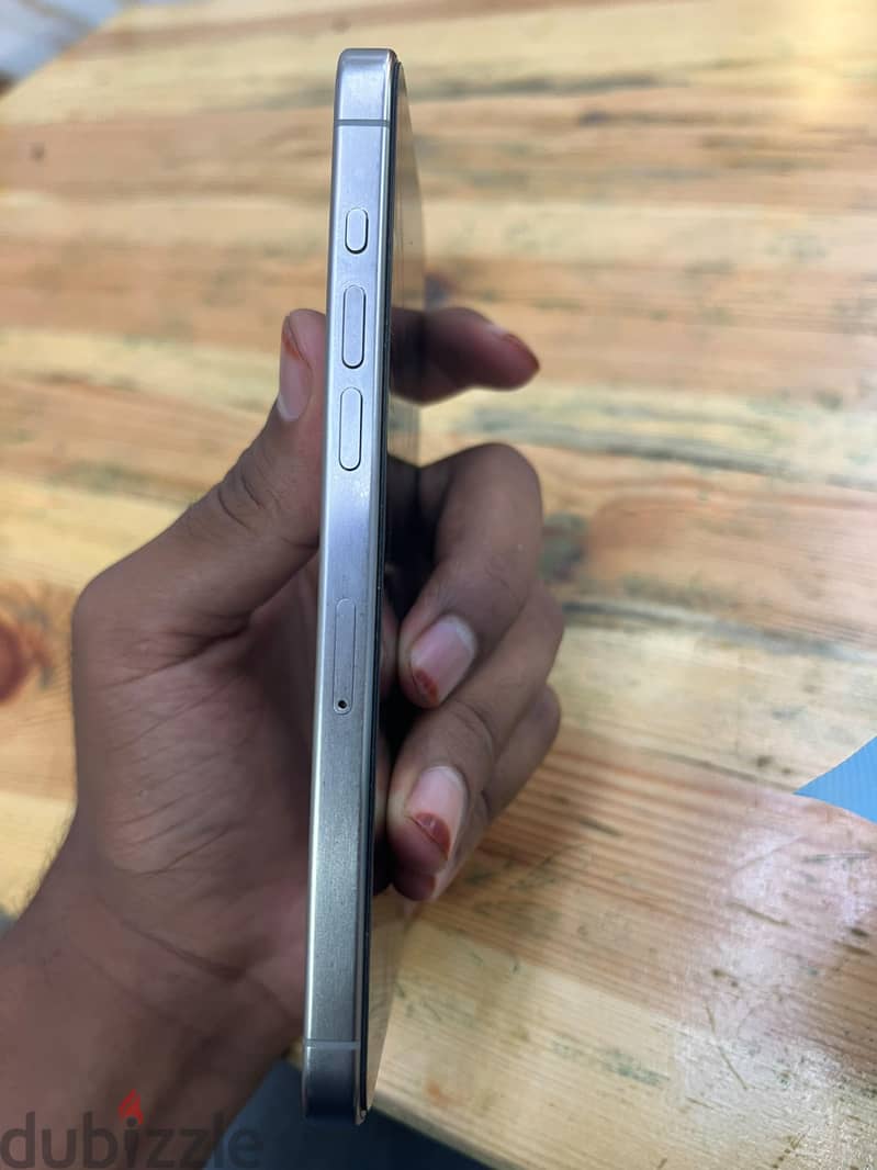 Apple - iPhone 15 Pro Max 3