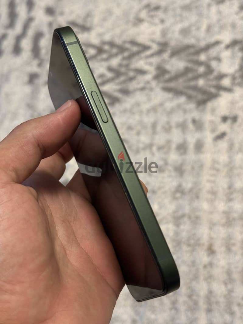 آبل - آيفون 13 2