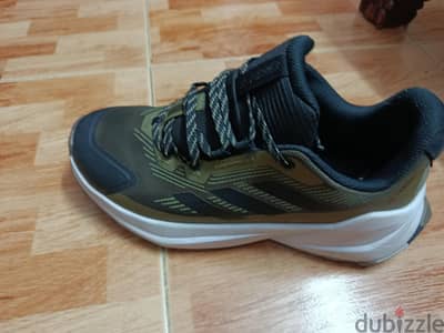 أديدس(adidas TERREX)