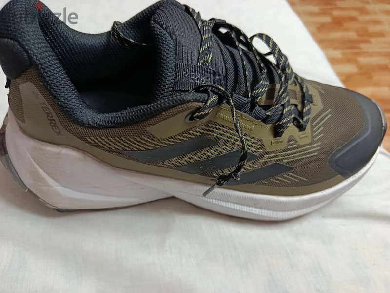 أديدس(adidas TERREX) 6