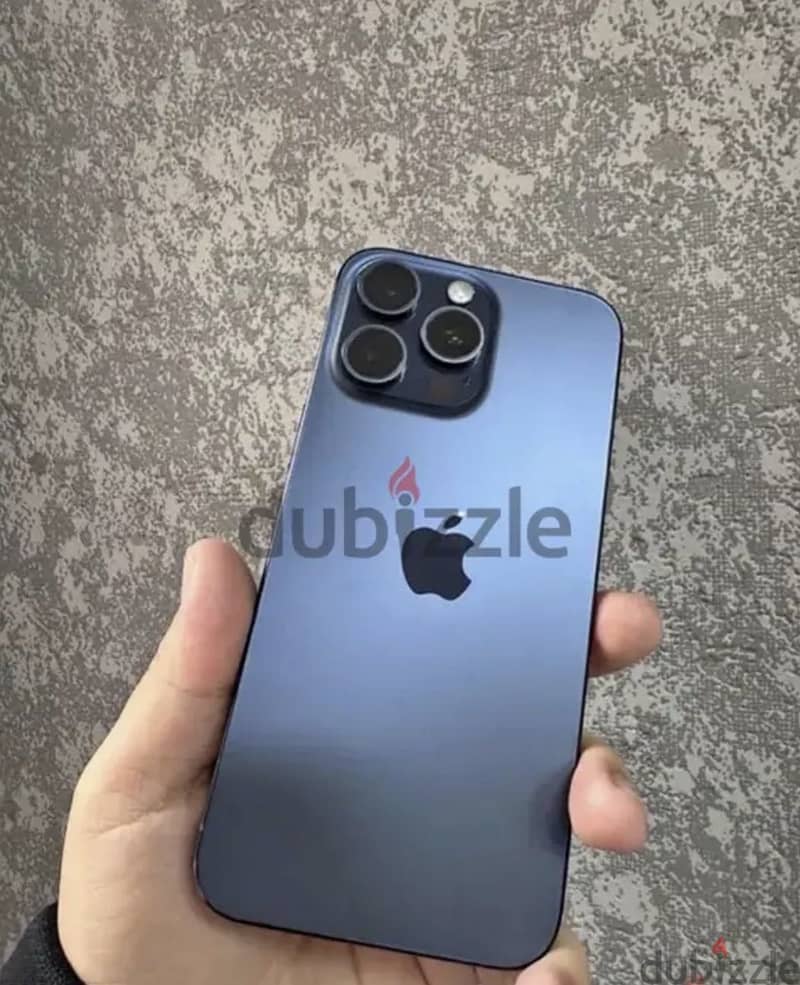 Apple - iPhone 15 Pro Max 2