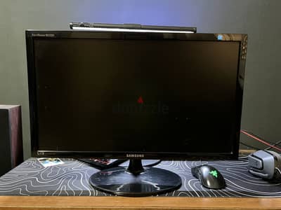 شاشة سامسونج للبيع   21 بوصة 60 hz