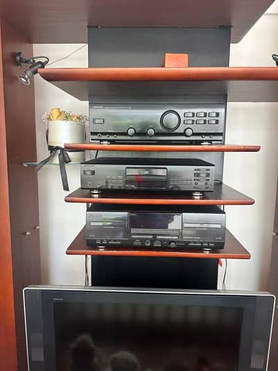 طقم سيمفوني كينوود أصلي (مضخم صوت Kenwood KA-1080 + قارئ أسطوانات CD D