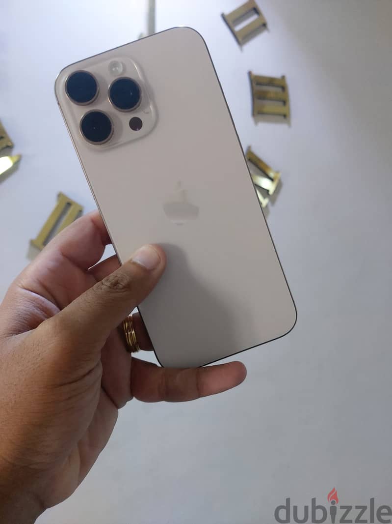 Apple - iPhone 16 Pro Max 3