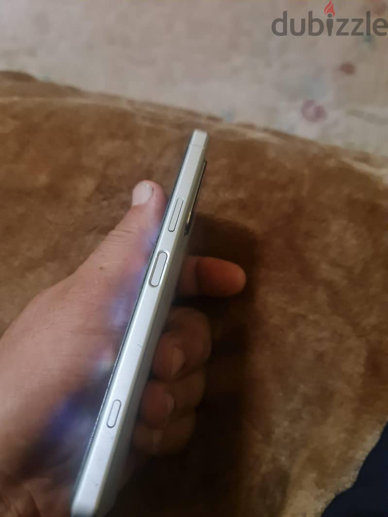 سوني 5 IV 5