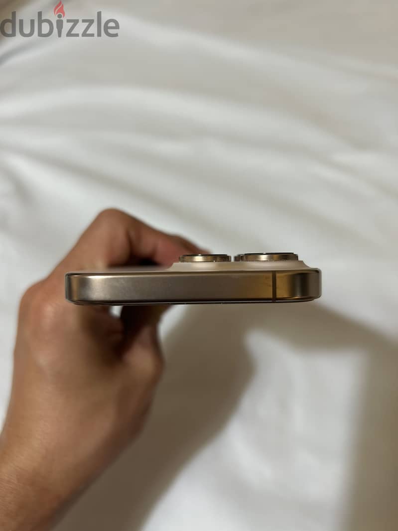 iPhone 16 pro 512 جديد تماما 2
