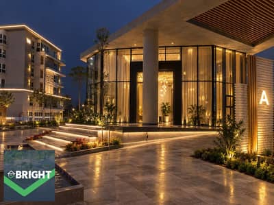 Best price: iVilla (245m² + 60m² roof), immediate delivery, prime location—unbeatable price for a limited time.