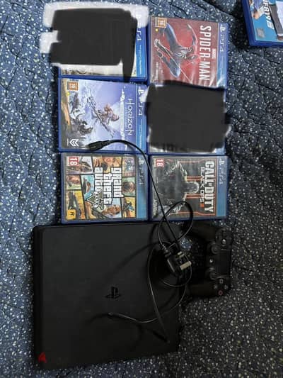 Ps4 with 4 games