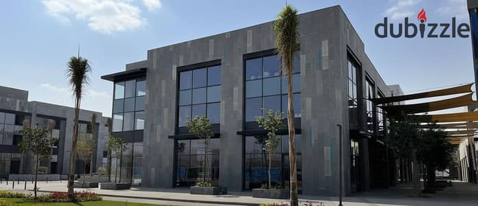 An entire admin building for sale, ready to move, prime location in Sheikh Zayed