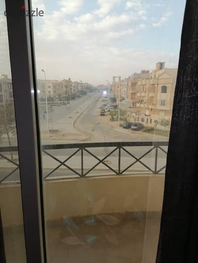شقة للبيع في كمبوند لازورد بالشيخ زايد