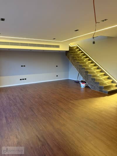 Penthouse Apartment for Rent | Patio Oro | 230 sqm + 150 sqm Roof | 3 Bedrooms