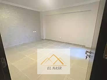 شقة للايجاربعمارات شباب المهندسين بمدينة نصر بطريق النصر قرب مستشفى المقاولين العرب