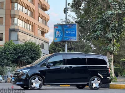 سياره مرسيدس فيانو V300 26 للايجار -MERCEDES V300 for rent 26