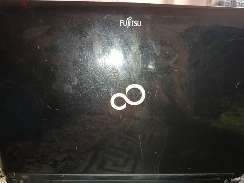 لابتوب fujitsu 2