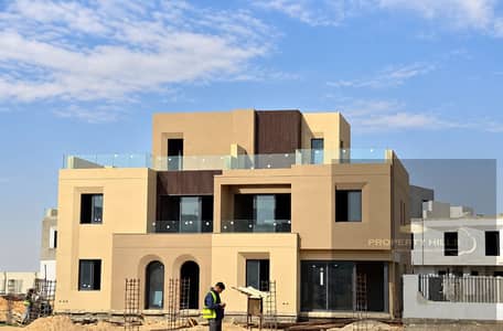 أقل سعر – توين هاوس استلام فوري 323 متر 3 غرف بجاردن 229 متر في كمبوند فاي الشيخ زايد من سوديك بجوار سولنا واعمار