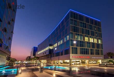 مكتب متشطب للايجار في كابيتال بيزنس بارك 65م Office fully finished for rent in capital business park