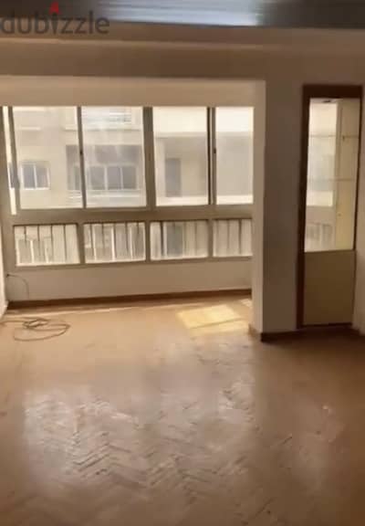 للبيع شقة بالنزهة ١ مصر الجديدة