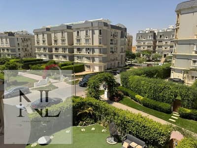 آي فيلا جاردن كورنر للبيع في قلب التجمع الخامس في كمبوند ماونتن فيو هايد بارك، 3 غرف نوم، مساحة 287 متر + جاردن 80 متر، نصف تشطيب