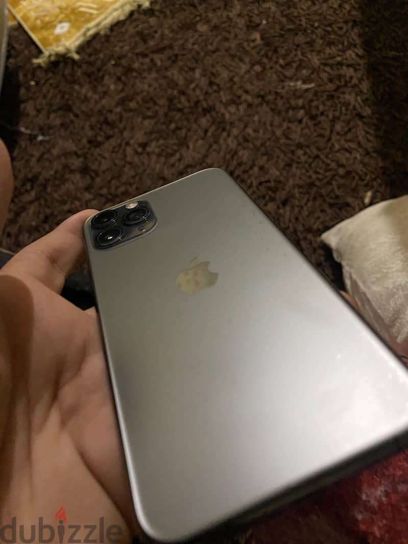 Iphone 11 pro 4